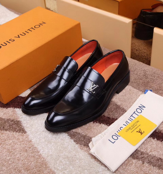 LV Men shoes 1:1 quality-960