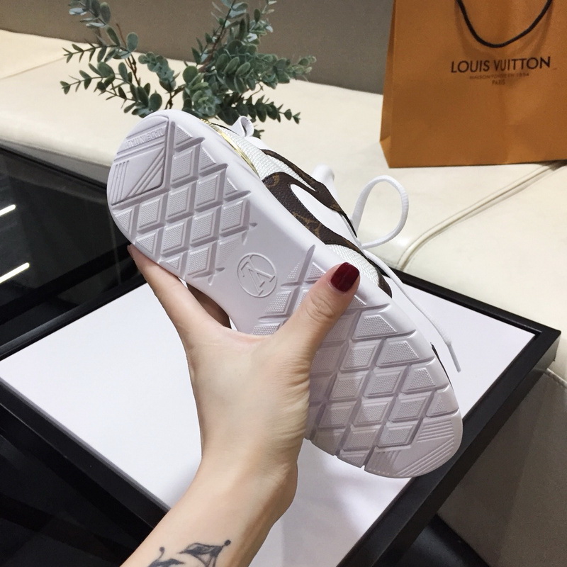 LV Women Shoes 1;1 Quality-118