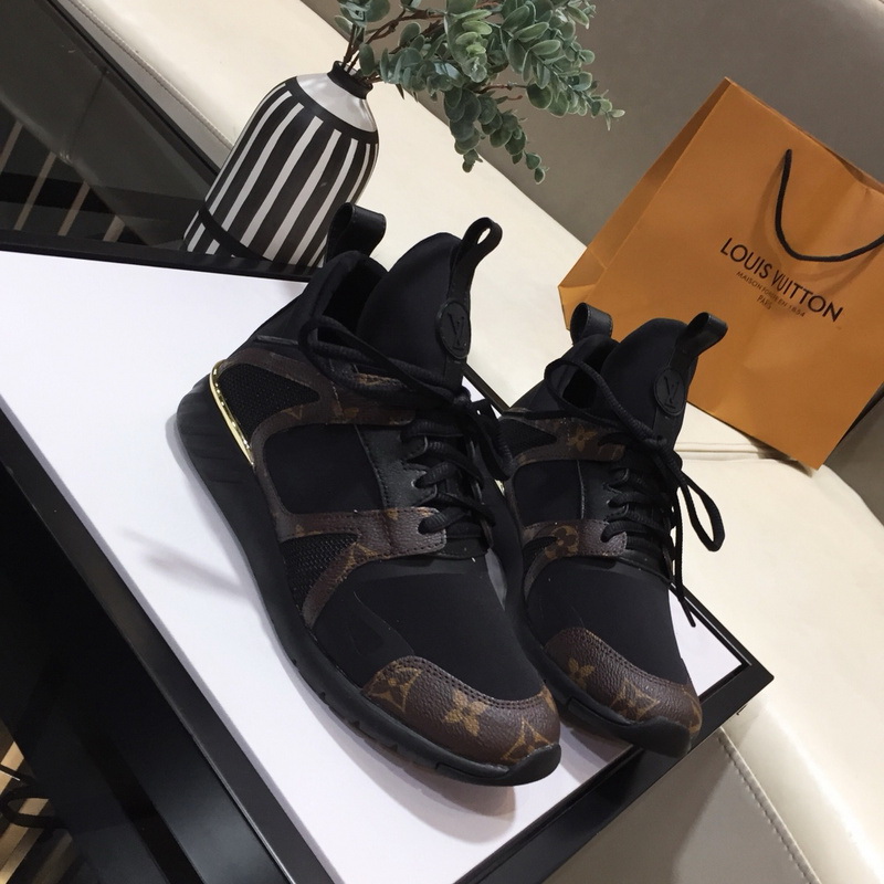 LV Women Shoes 1;1 Quality-121