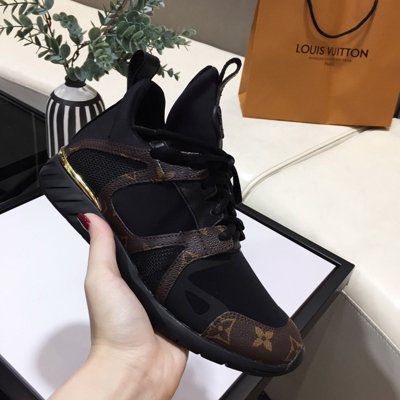 LV Women Shoes 1;1 Quality-121