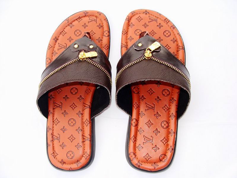 LV men slippers-007