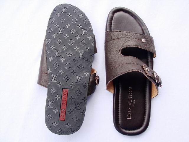 LV men slippers-015