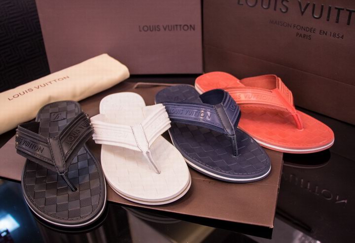 LV men slippers AAA-011