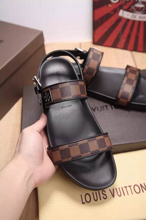 LV men slippers AAA-086(38-47)