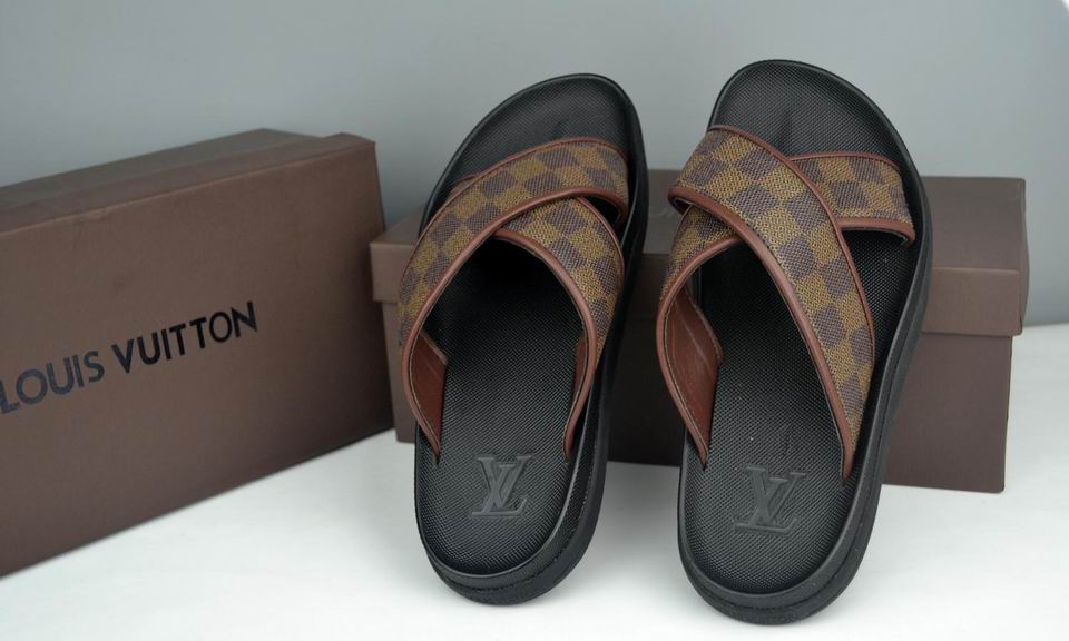 LV men slippers AAA-091(38-47)