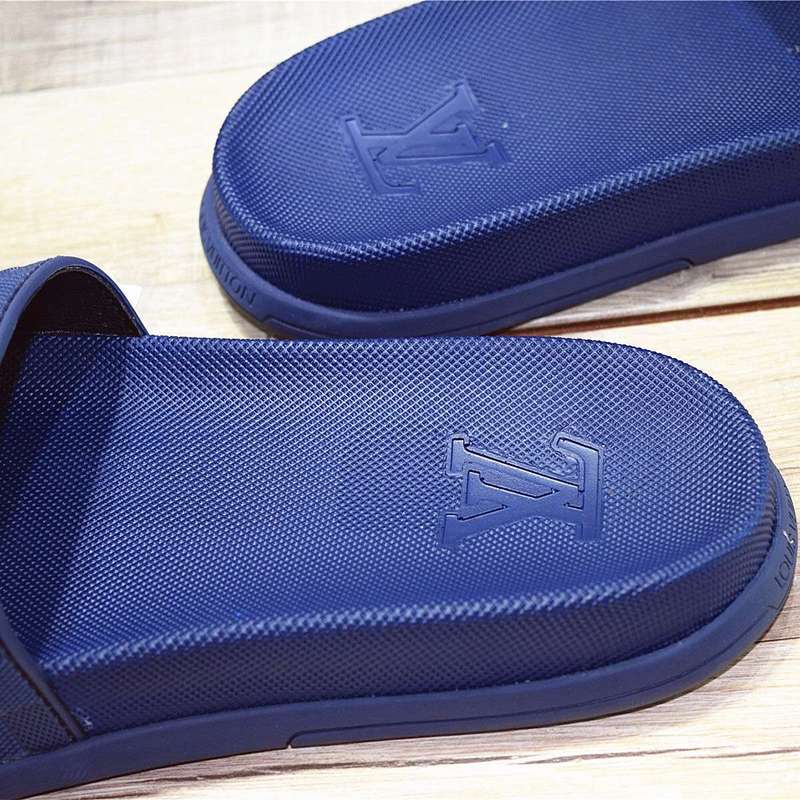 LV men slippers AAA-102