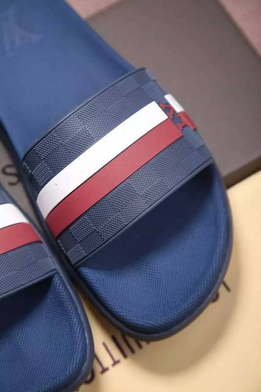 LV men slippers AAA-106