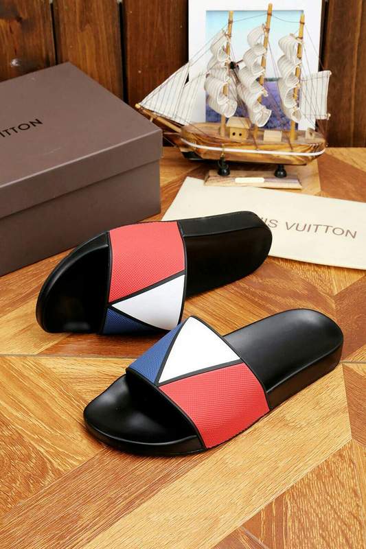 LV men slippers AAA-117(38-44)