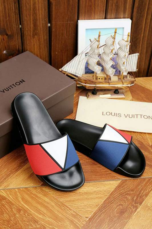 LV men slippers AAA-117(38-44)