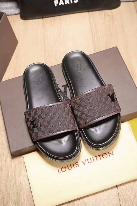 LV men slippers AAA-122(38-45)