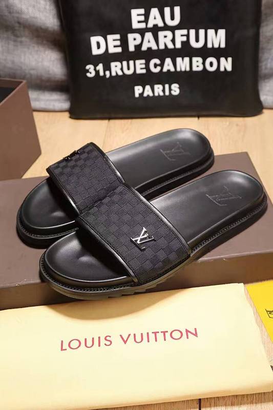 LV men slippers AAA-123(38-45)