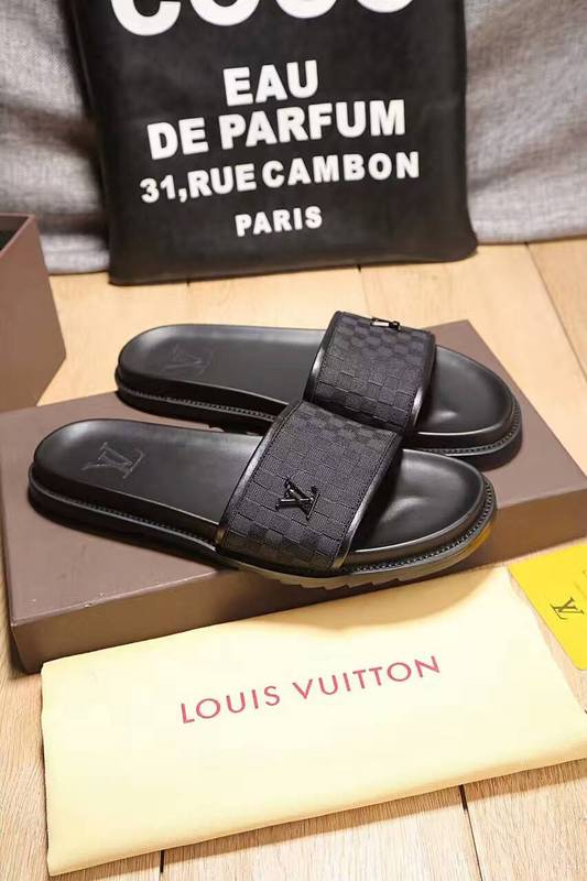 LV men slippers AAA-123(38-45)