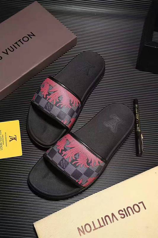 LV men slippers AAA-131(38-45)