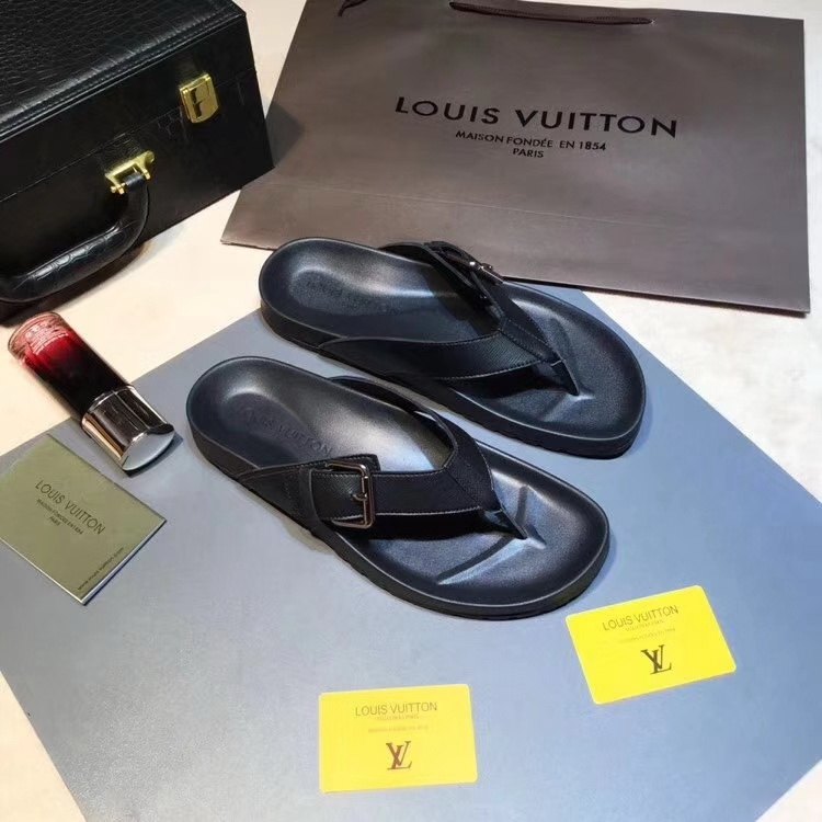 LV men slippers AAA-232(38-45)