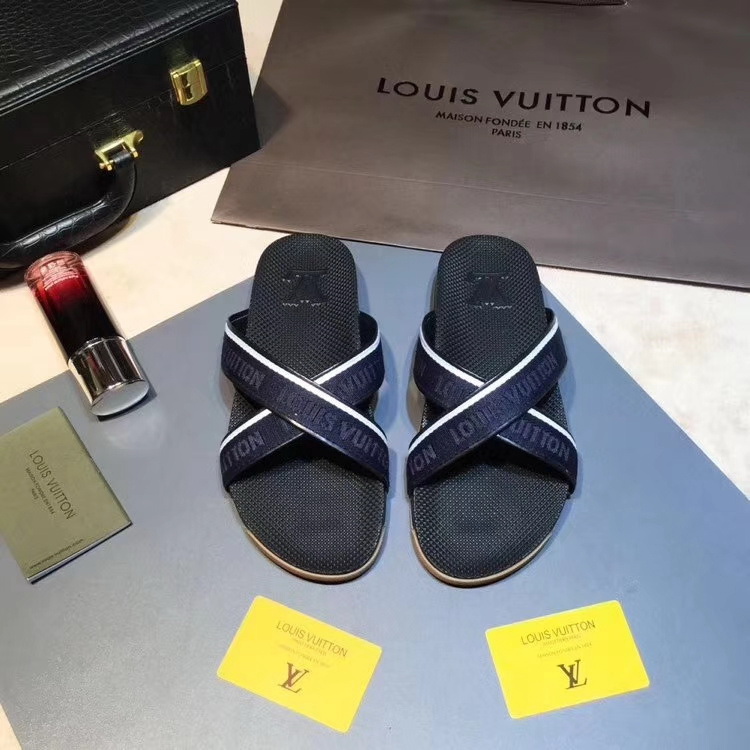 LV men slippers AAA-235(38-45)