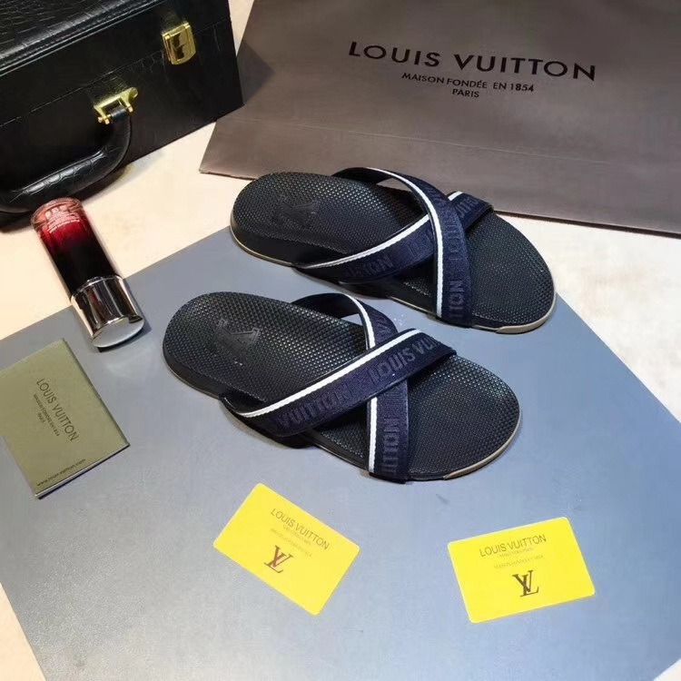 LV men slippers AAA-235(38-45)