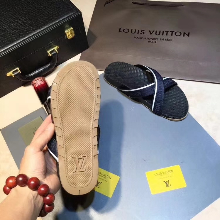 LV men slippers AAA-235(38-45)