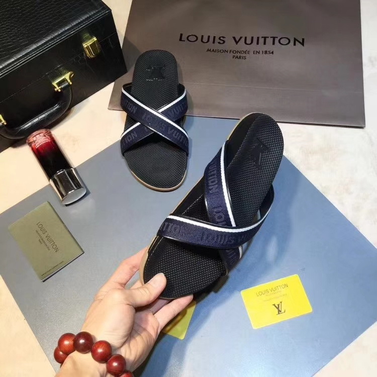 LV men slippers AAA-235(38-45)