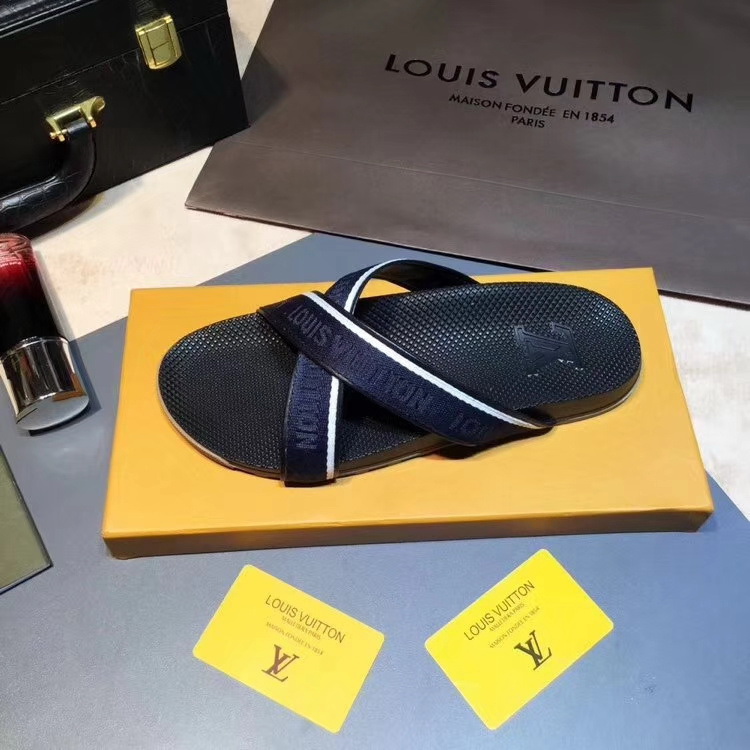 LV men slippers AAA-235(38-45)