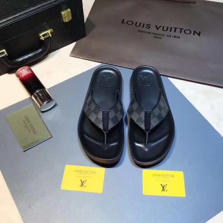 LV men slippers AAA-236(38-45)