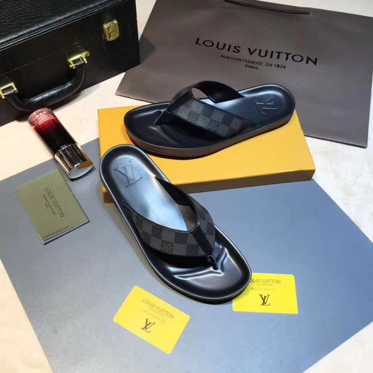 LV men slippers AAA-236(38-45)