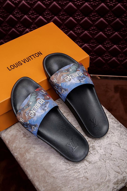 LV men slippers AAA-243(38-44)