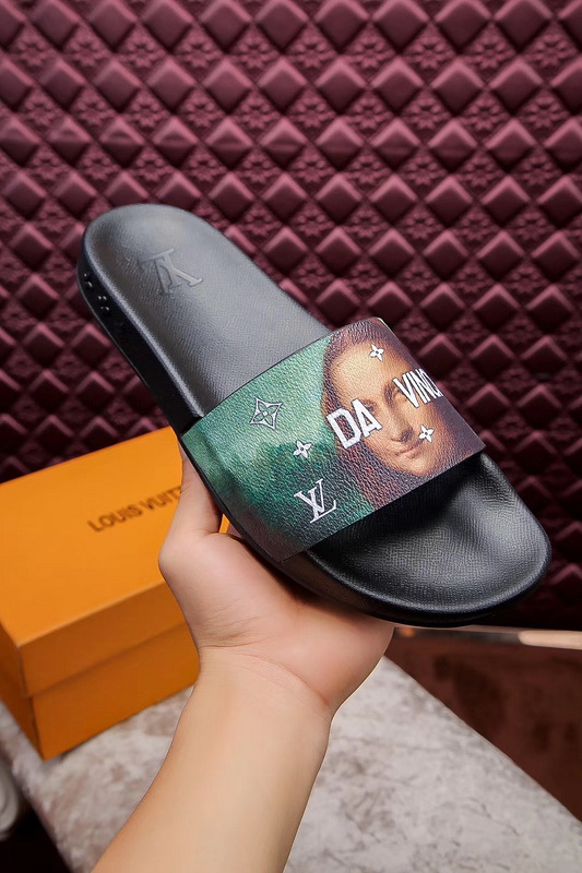 LV men slippers AAA-244(38-44)