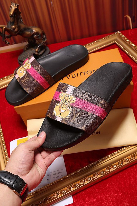 LV men slippers AAA-277(38-45)