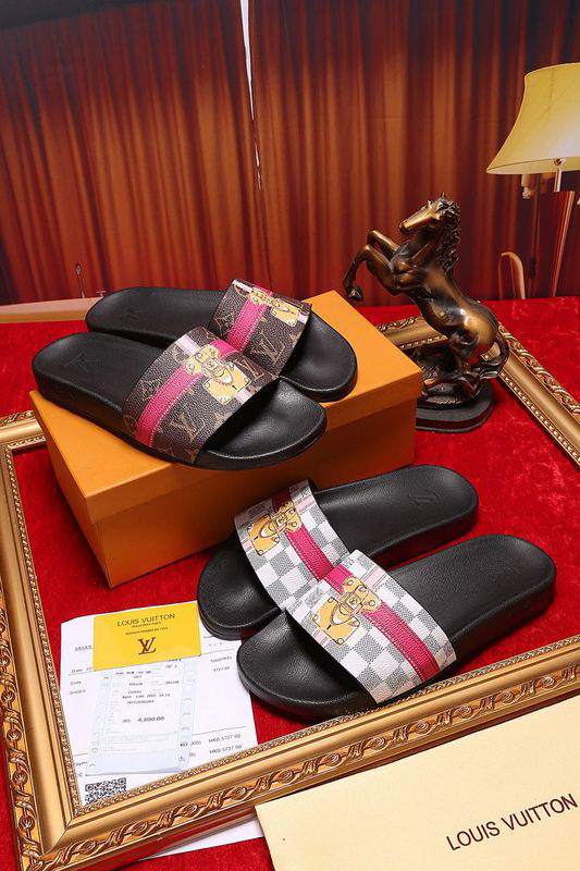 LV men slippers AAA-280(38-45)