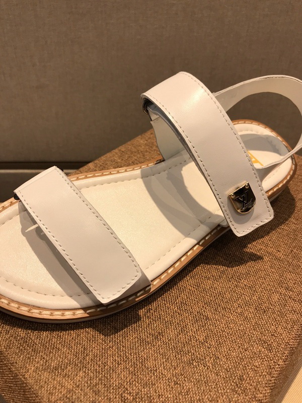 LV men slippers AAA-282(38-45)