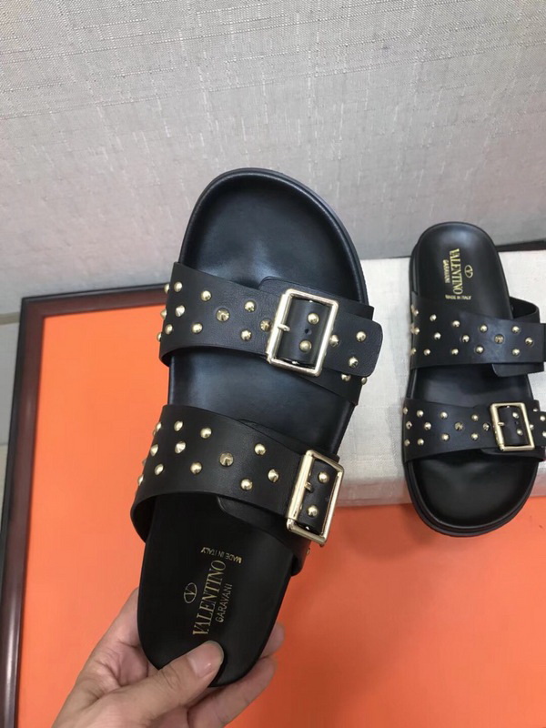 LV men slippers AAA-283(38-45)