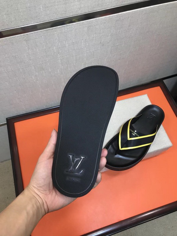 LV men slippers AAA-284(38-45)