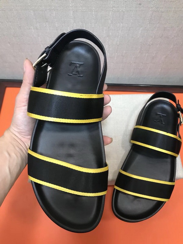 LV men slippers AAA-285(38-45)