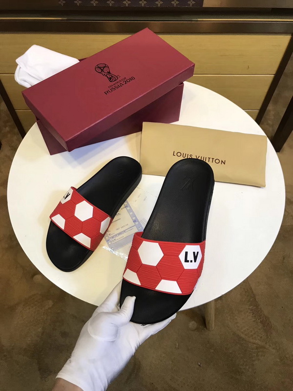 LV men slippers AAA-290(38-45)