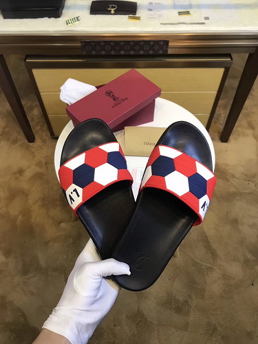 LV men slippers AAA-291(38-45)