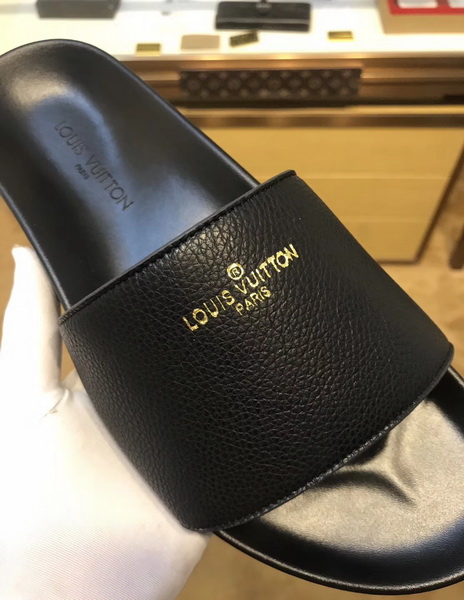 LV men slippers AAA(38-45)-143