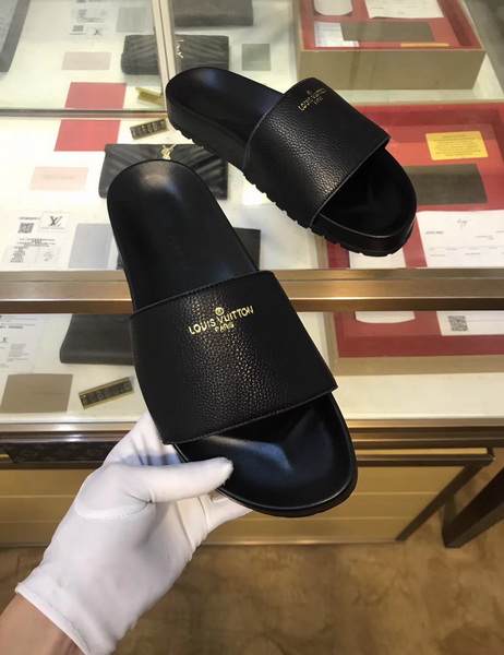 LV men slippers AAA(38-45)-143