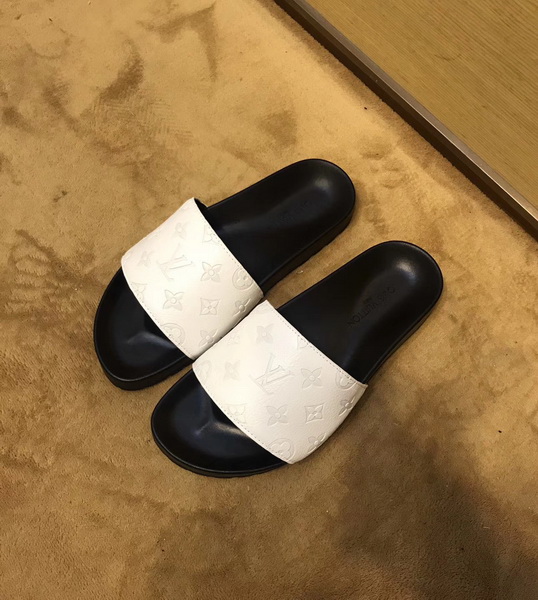 LV men slippers AAA(38-45)-144