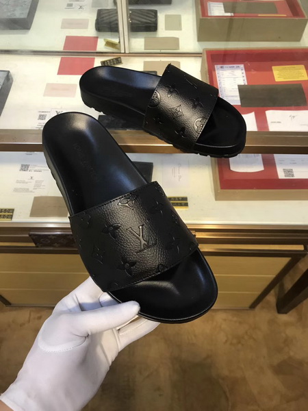 LV men slippers AAA(38-45)-145