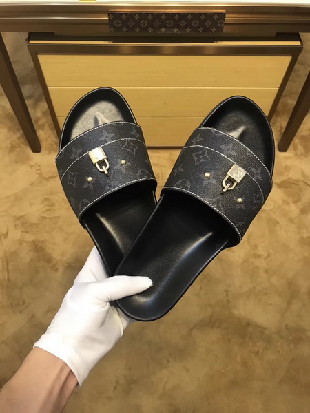 LV men slippers AAA(38-45)-148