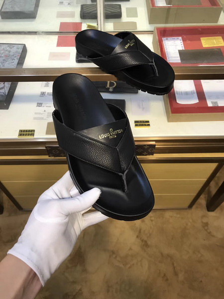 LV men slippers AAA(38-45)-150