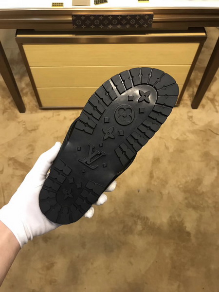 LV men slippers AAA(38-45)-150