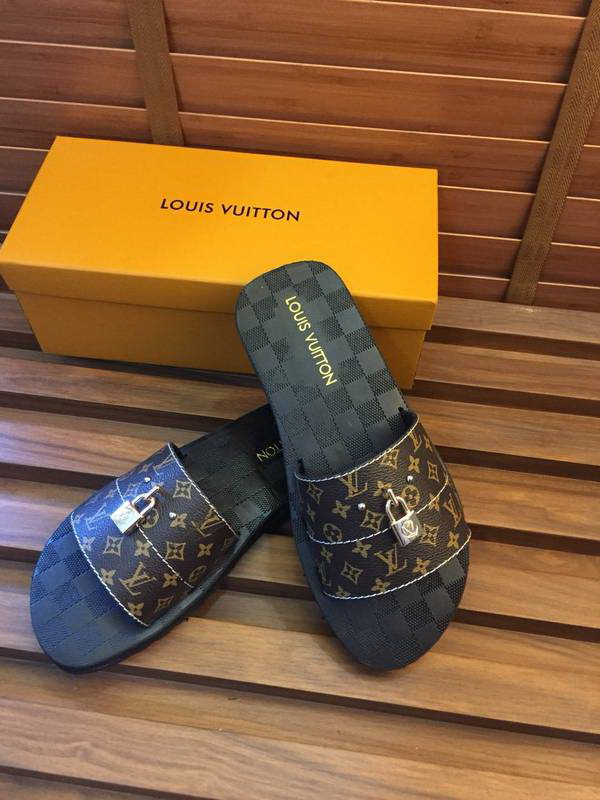 LV men slippers AAA(38-45)-151