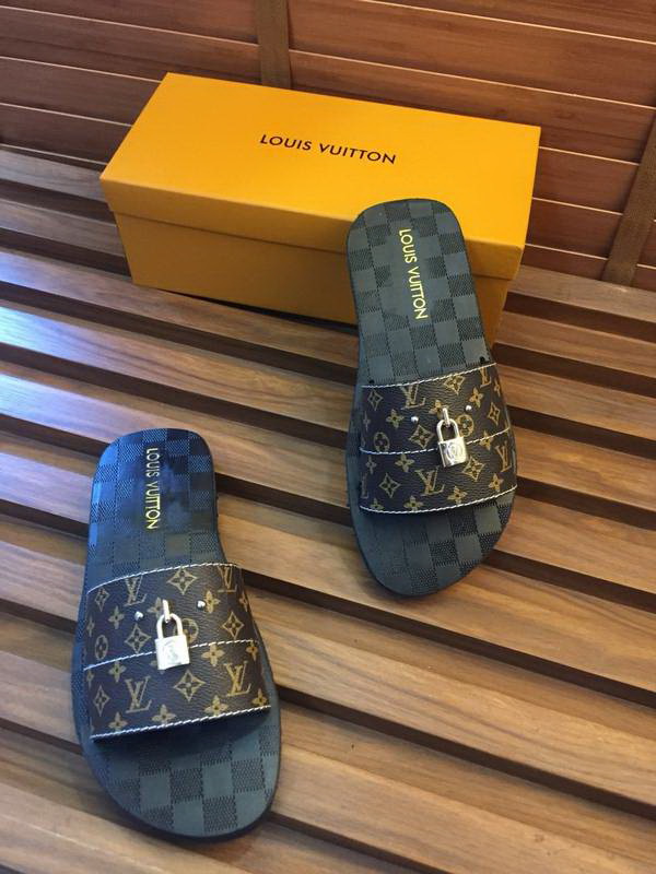 LV men slippers AAA(38-45)-151