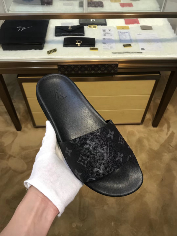 LV men slippers AAA(38-45)-160