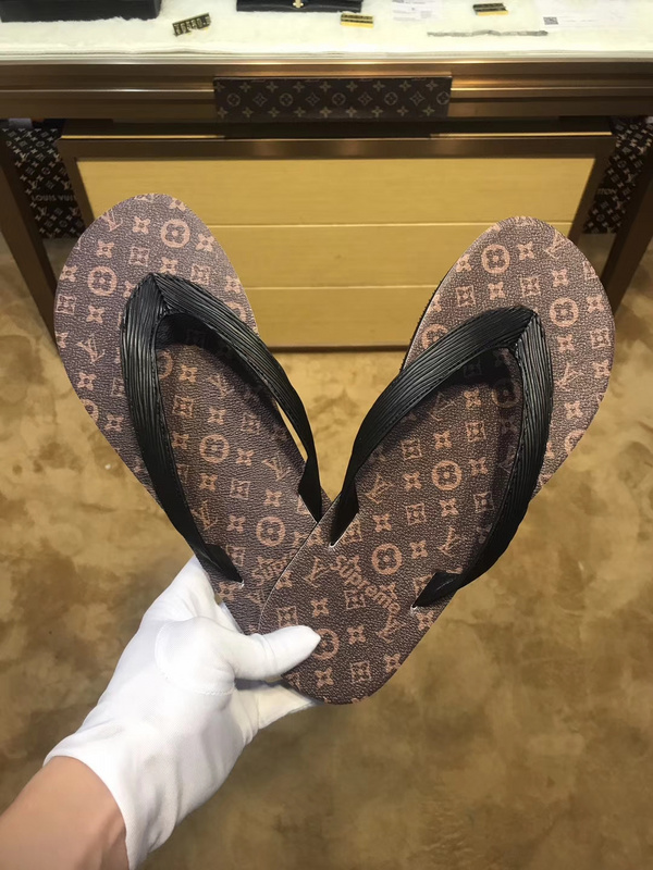 LV men slippers AAA(38-45)-164