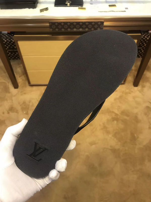 LV men slippers AAA(38-45)-164