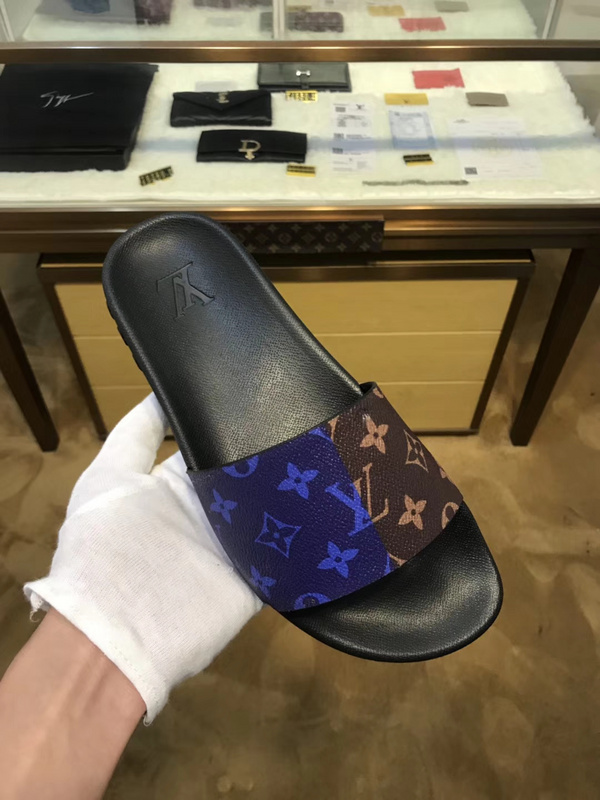 LV men slippers AAA(38-45)-167