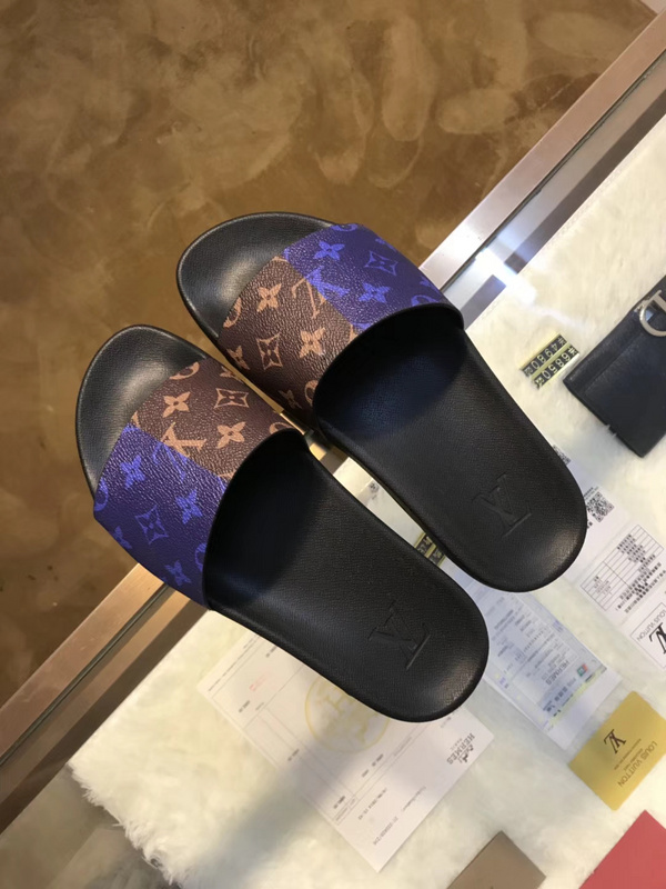 LV men slippers AAA(38-45)-167