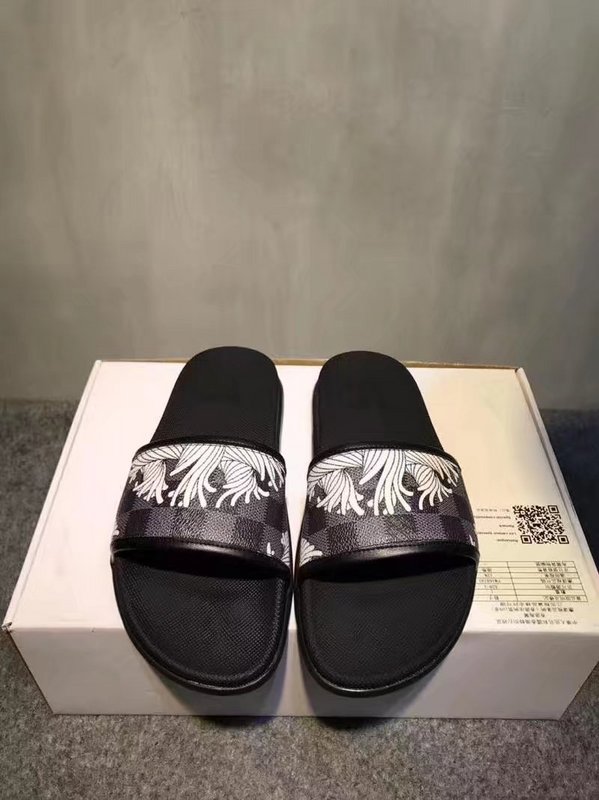 LV men slippers AAA(38-45)-197